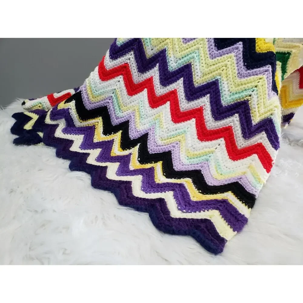 Vintage retro 70s afghan granny blanket colorful‎ rainbow decor nursery